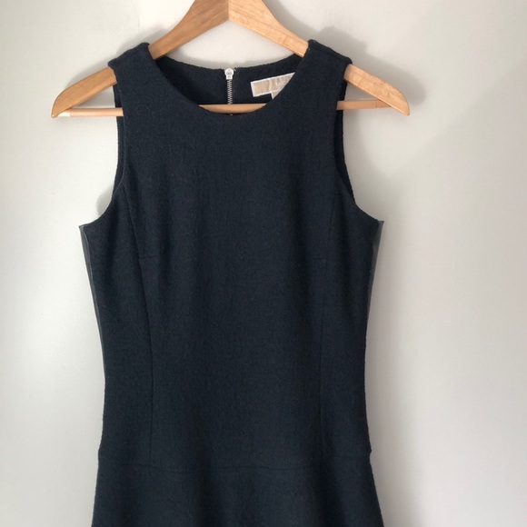 Michael Kors Black Sleeveless Wool Dress - Picture 2 of 8